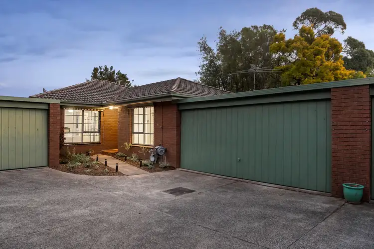 Main view of Homely unit listing, 2/4-6 Smith Street, Burwood East VIC 3151