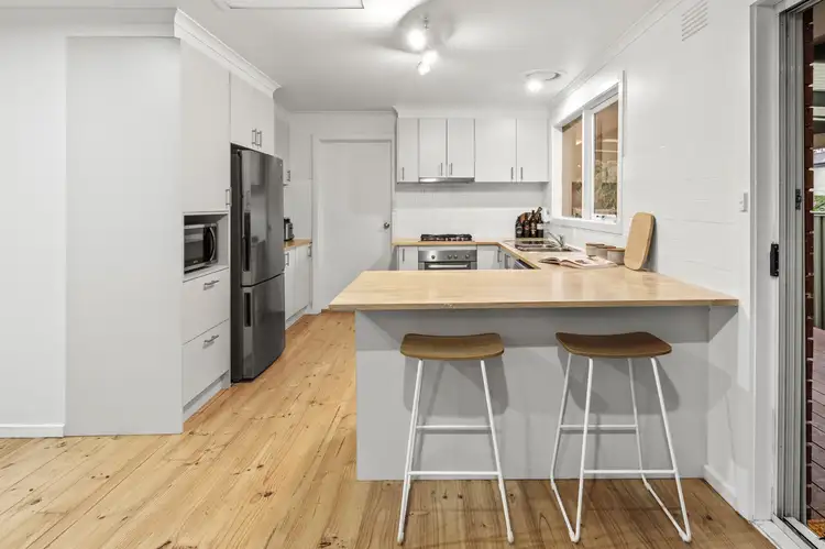 Fifth view of Homely unit listing, 2/4-6 Smith Street, Burwood East VIC 3151