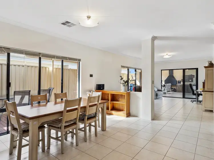Seventh view of Homely house listing, 17 Splendens Turn, Halls Head WA 6210