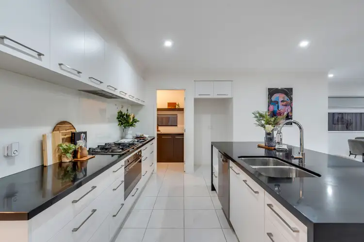 Fifth view of Homely house listing, 112 Golf Links Drive, Beveridge VIC 3753