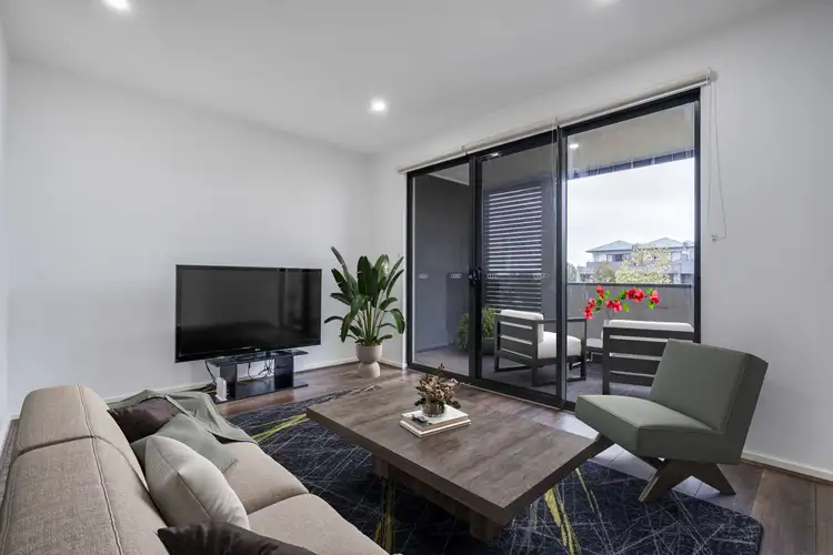 Fifth view of Homely house listing, 11 Meyers Walk, Craigieburn VIC 3064