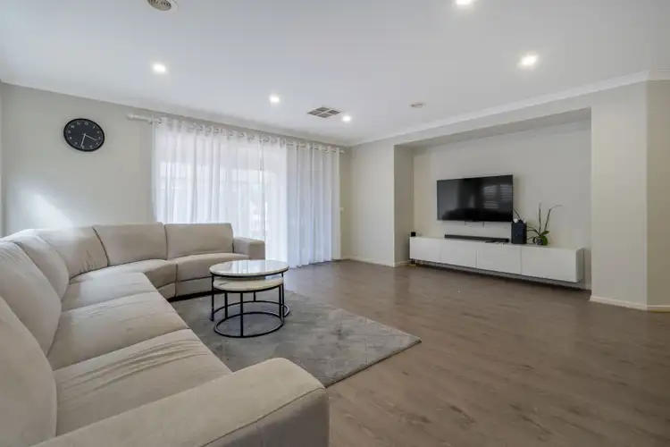 Sixth view of Homely house listing, 10 Dodson Way, Kalkallo VIC 3064