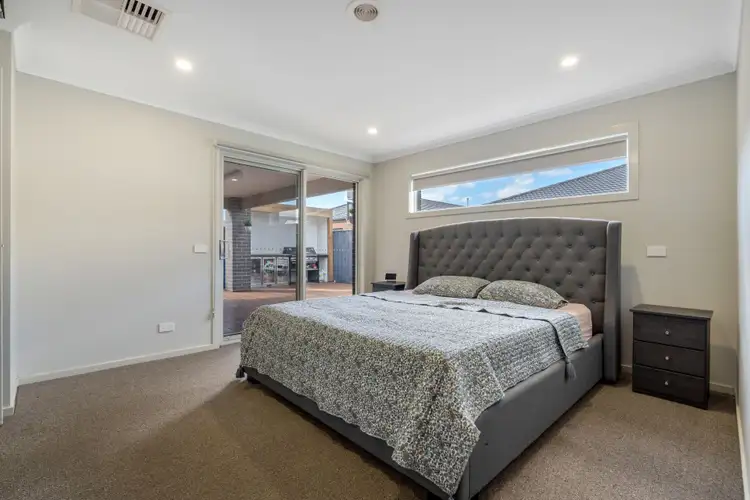 Seventh view of Homely house listing, 10 Dodson Way, Kalkallo VIC 3064