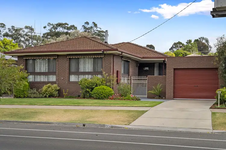 244 Mackenzie Street West, Kangaroo Flat VIC 3555