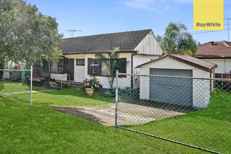 32 King Street, Guildford NSW 2161