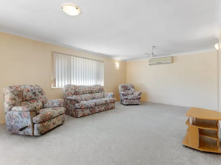 Second view of Homely house listing, 8 Glenroy Place, Parkinson QLD 4115