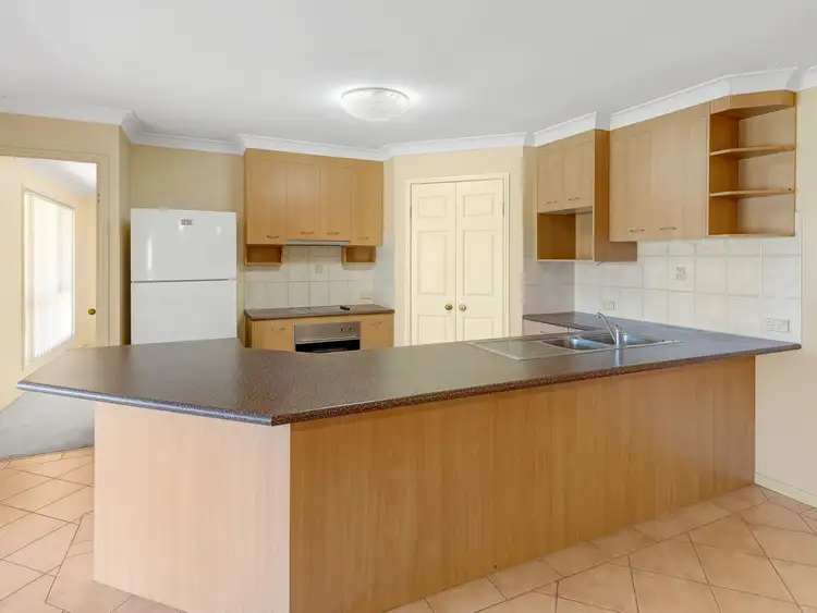 Third view of Homely house listing, 8 Glenroy Place, Parkinson QLD 4115