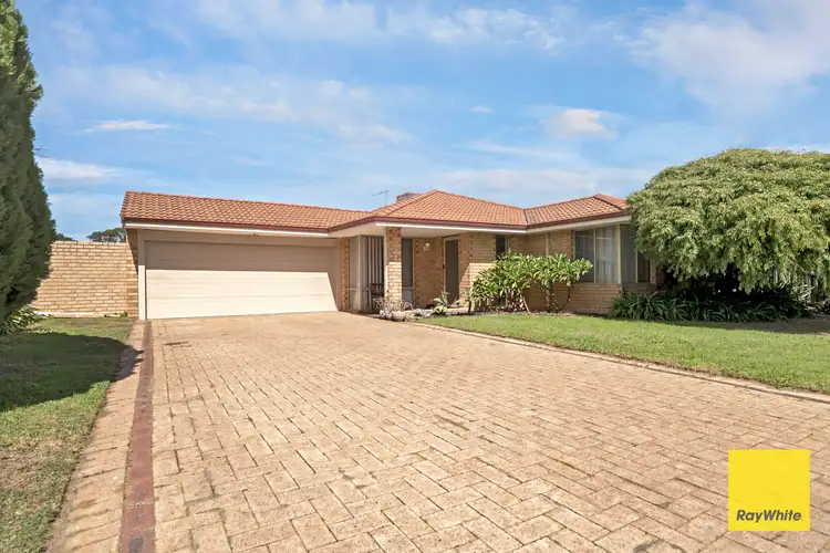 54 Westgate Way, Marangaroo WA 6064