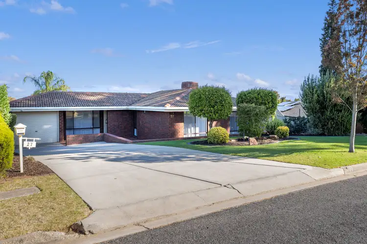 27 Robertson Crescent, Redwood Park SA 5097