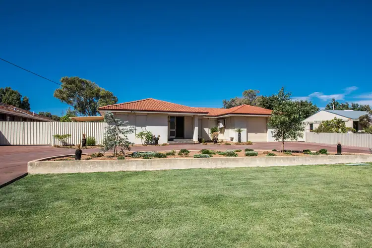 18 Faranda Road, Glenfield WA 6532