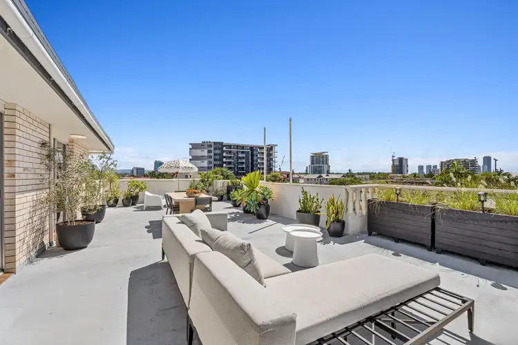 Third view of Homely apartment listing, 11/2 Stanhill Drive, Chevron Island QLD 4217