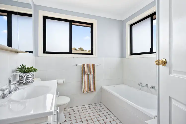 Sixth view of Homely house listing, 1/8 Wallis Close, Flinders NSW 2529