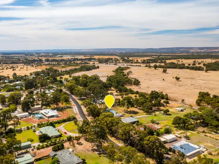 53 Eaglehawk Drive, Ravenswood WA 6208