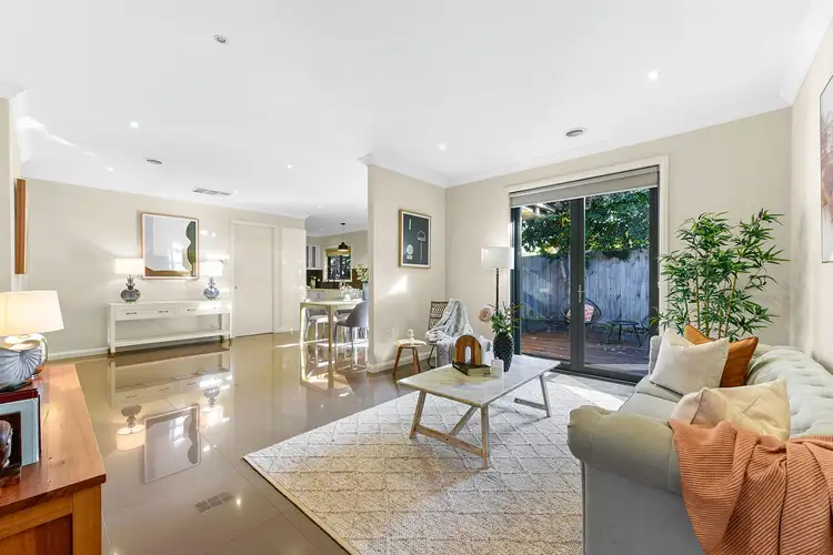 Fourth view of Homely unit listing, 2/11 Charlton Street, Mount Waverley VIC 3149