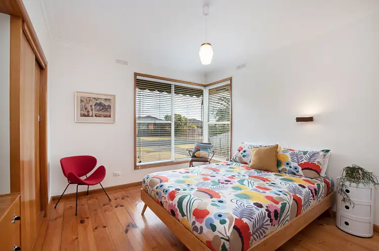 Fifth view of Homely house listing, 8 George Avenue, Warrnambool VIC 3280