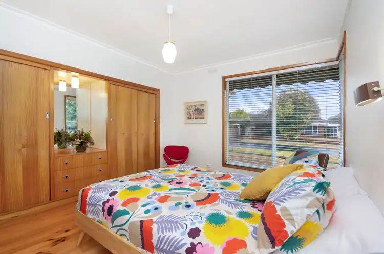 Sixth view of Homely house listing, 8 George Avenue, Warrnambool VIC 3280