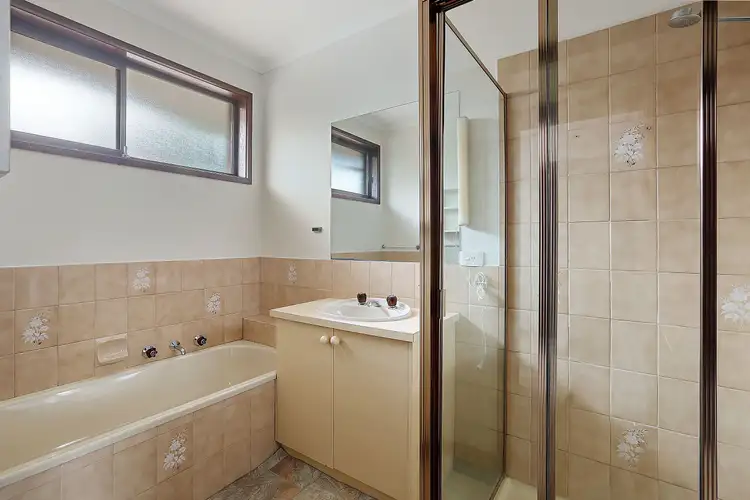 Fourth view of Homely house listing, 4/27-29 Brunel Close, Lara VIC 3212