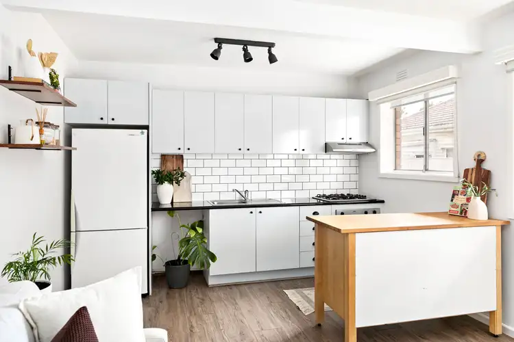 3/5 Normanby Avenue, Thornbury VIC 3071