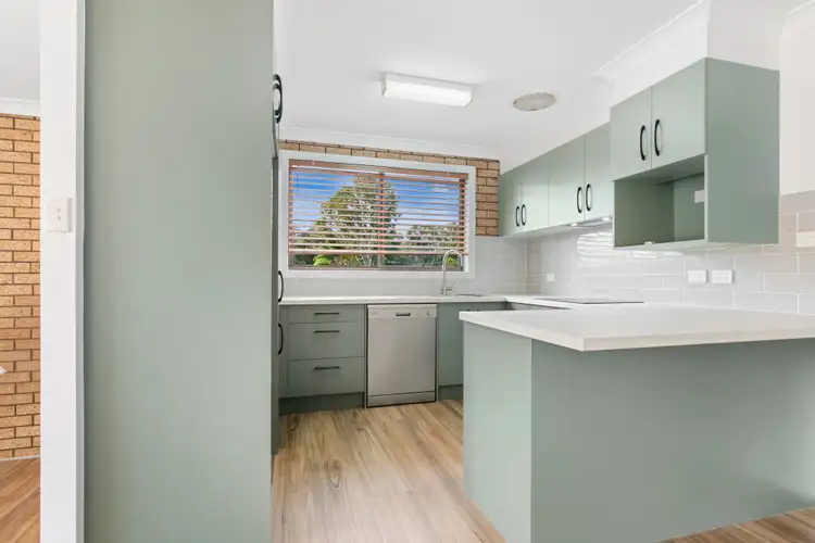 Fourth view of Homely house listing, 10 Hunter Street, Charmhaven NSW 2263