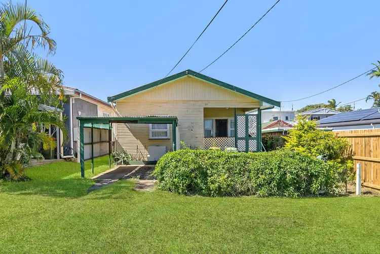 36 Mclennan Street, Woody Point QLD 4019