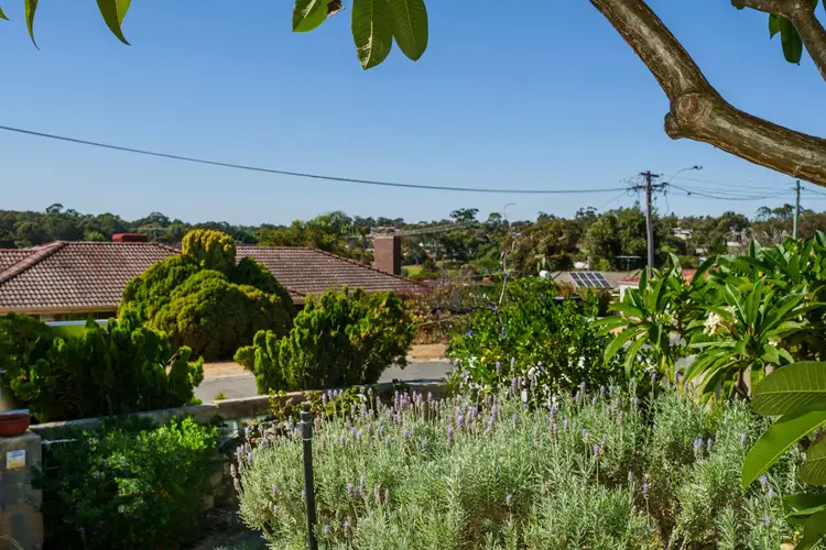 Seventh view of Homely house listing, 28 Farnley Way, Duncraig WA 6023