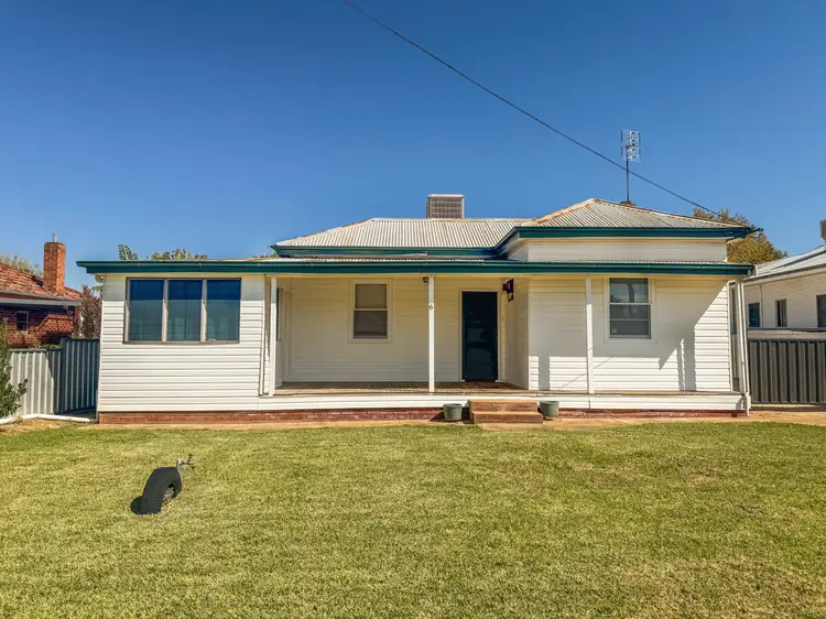 6 Bartley Street, Forbes NSW 2871