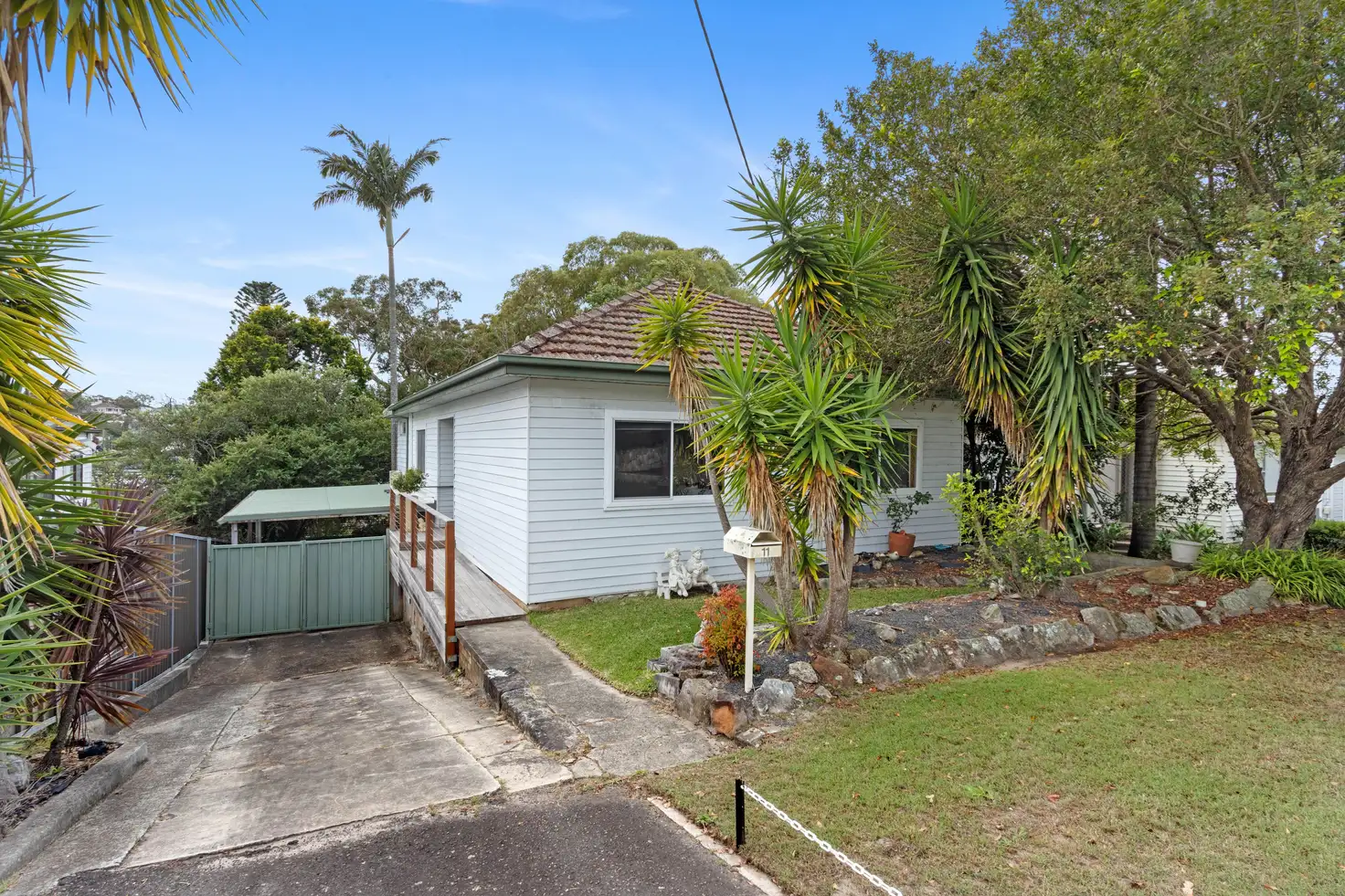 Main view of Homely house listing, 11 Easton Avenue, Sylvania NSW 2224