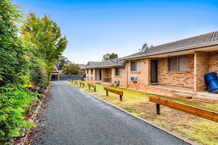 2/15 Edney Street, Kooringal NSW 2650