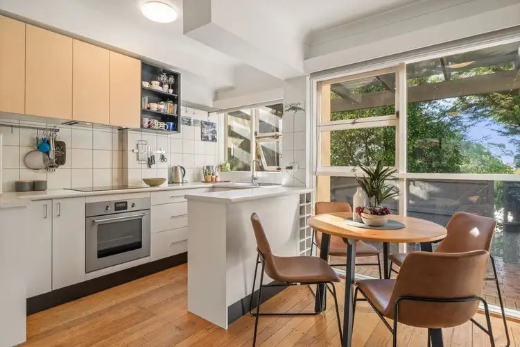 Sixth view of Homely house listing, 2/182 La Perouse Street, Red Hill ACT 2603