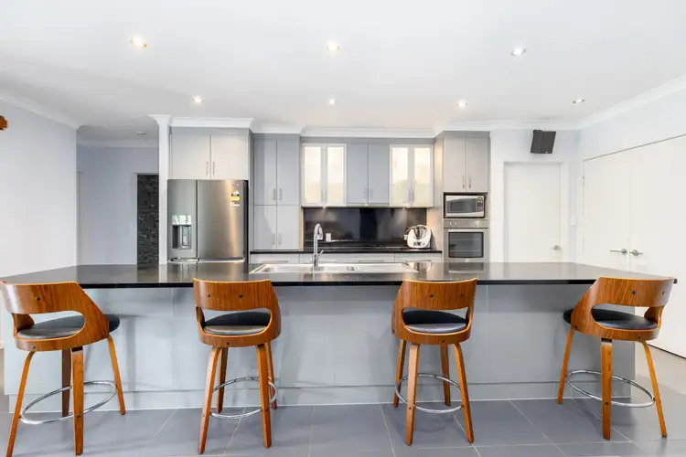 Seventh view of Homely house listing, 21 Newman Drive, Emerald QLD 4720