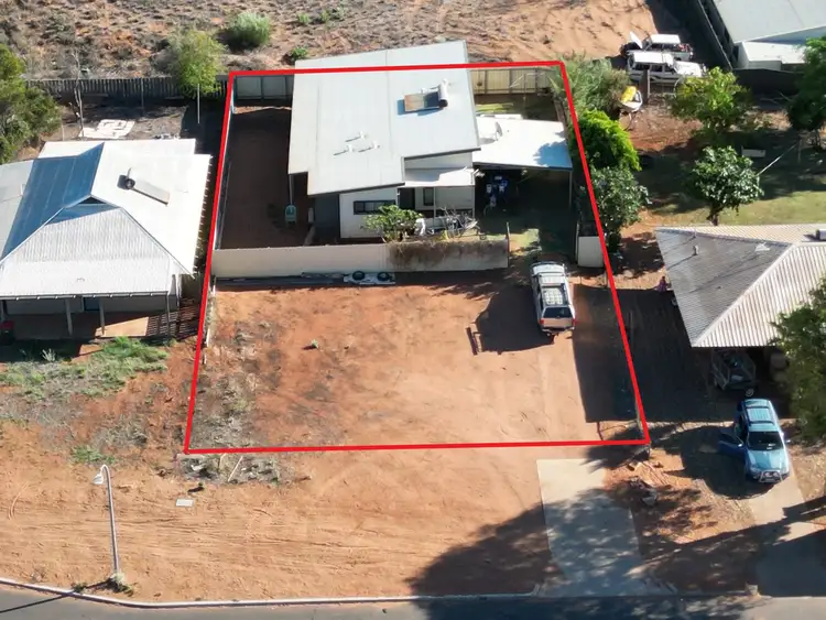 11 Burt Close, Onslow WA 6710