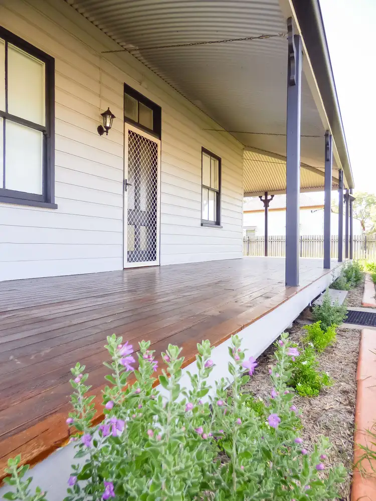109 Arthur Street, Roma QLD 4455