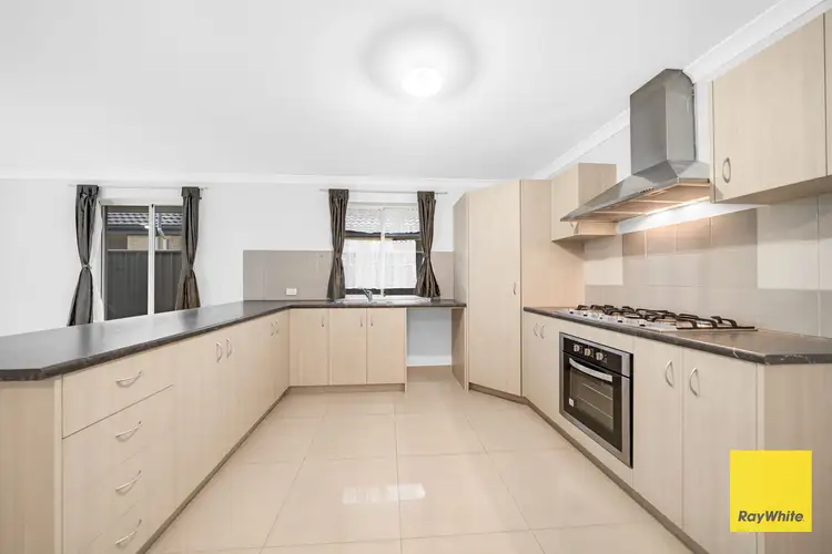174 Grandis Boulevard, Banksia Grove WA 6031