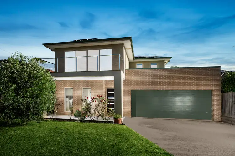 8 Brazeel Street, Blackburn South VIC 3130