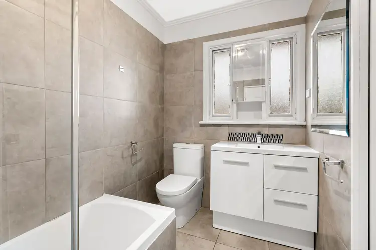 Sixth view of Homely unit listing, 1/4 Robert Street, Chadstone VIC 3148