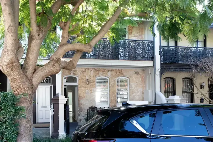 28 Thurlow Street