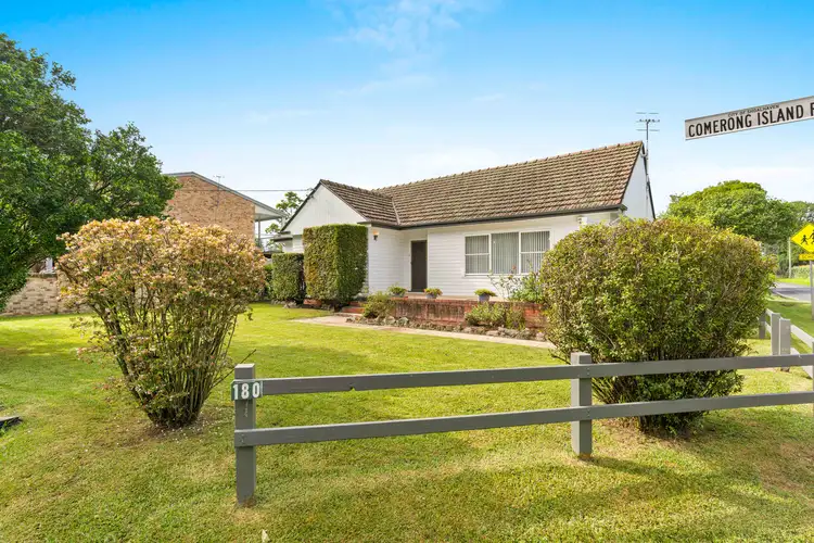180 South Street, Terara NSW 2540