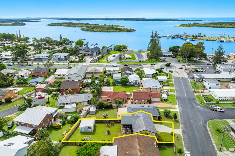 7 Golding Street, Yamba NSW 2464