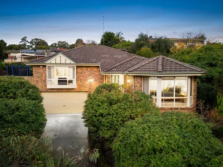 2 Siyan Rise, Diamond Creek VIC 3089