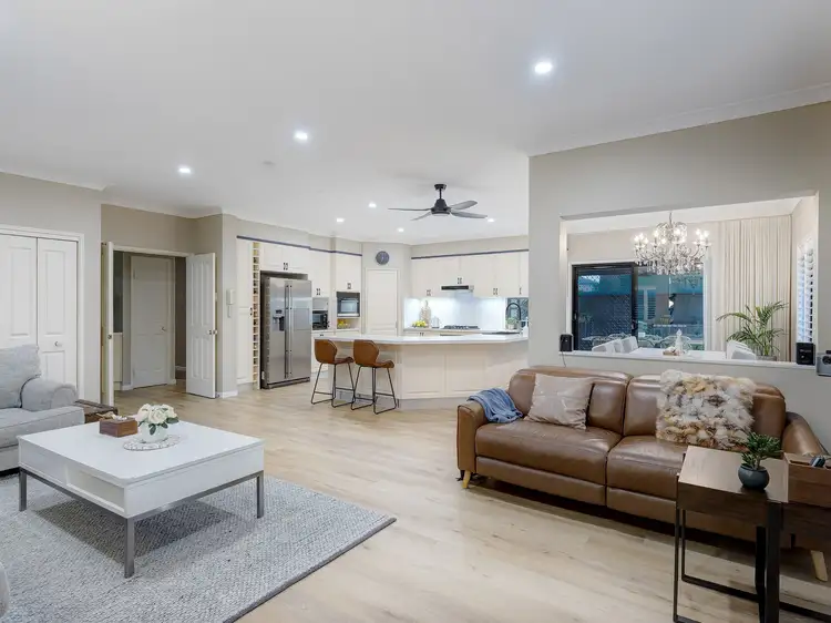 3 Oakmont Close, Kuraby QLD 4112