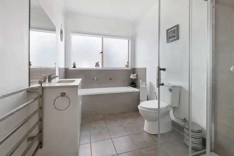 Sixth view of Homely unit listing, 2/6 Station Crescent, Baxter VIC 3911