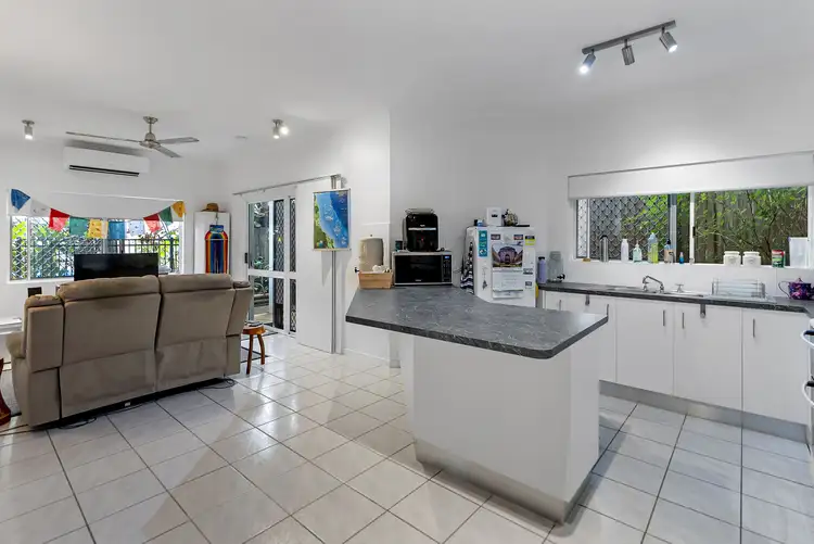 Fourth view of Homely unit listing, 2/20 Anderson Street, Trinity Beach QLD 4879