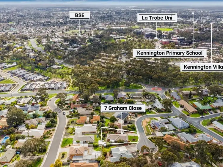 Second view of Homely house listing, 7 Graham Close, Flora Hill VIC 3550