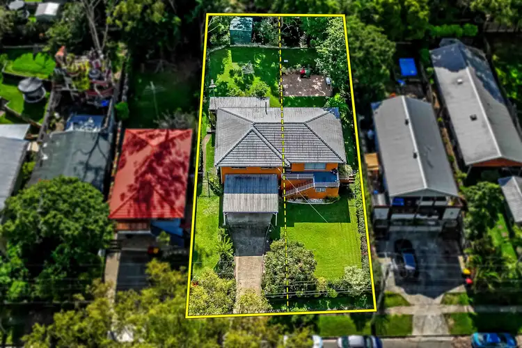 64 Nursery Road, Holland Park West QLD 4121