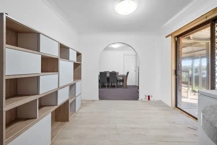 Fifth view of Homely house listing, 9 Charmian Place, Rosemeadow NSW 2560