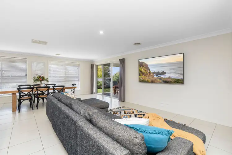 Fifth view of Homely house listing, 3 Tahara Crescent, Estella NSW 2650
