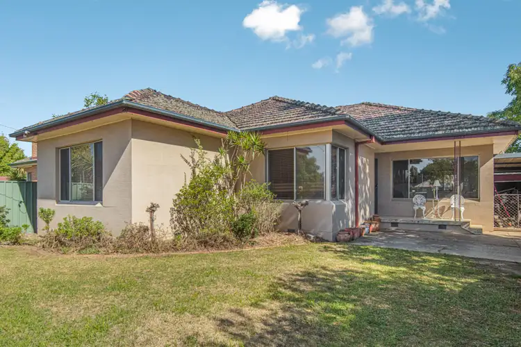 1043 Caratel Street, North Albury NSW 2640