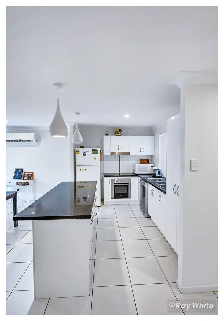 Sixth view of Homely unit listing, 2/19 Miles Street, Berserker QLD 4701