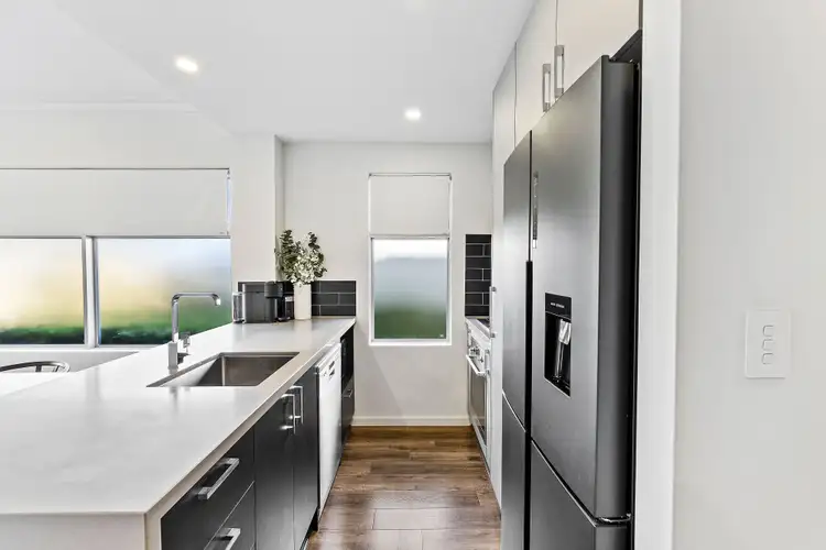 Fifth view of Homely apartment listing, 2/15 Strathyre Drive, Duncraig WA 6023