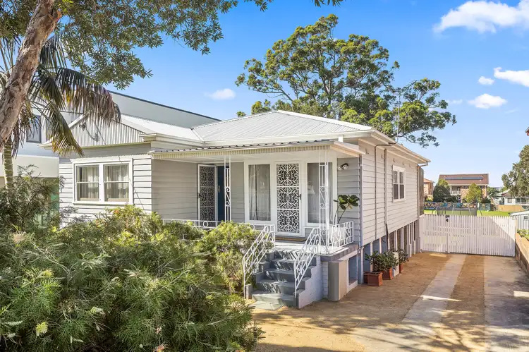 23 Jutland Avenue, Wollongong NSW 2500